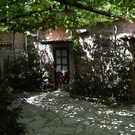 Гостевой дом Casa Loureiro Кальдас-де-Рейес Экстерьер фото
